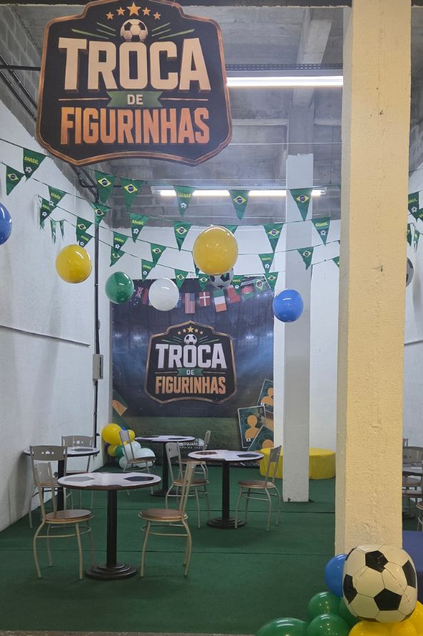 Troca de Figurinhas no Nilópolis Square